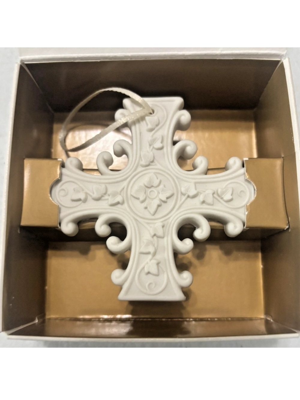 Margaret Furlong "Everlasting Hope" porcelain cross ornament 1999 NIB